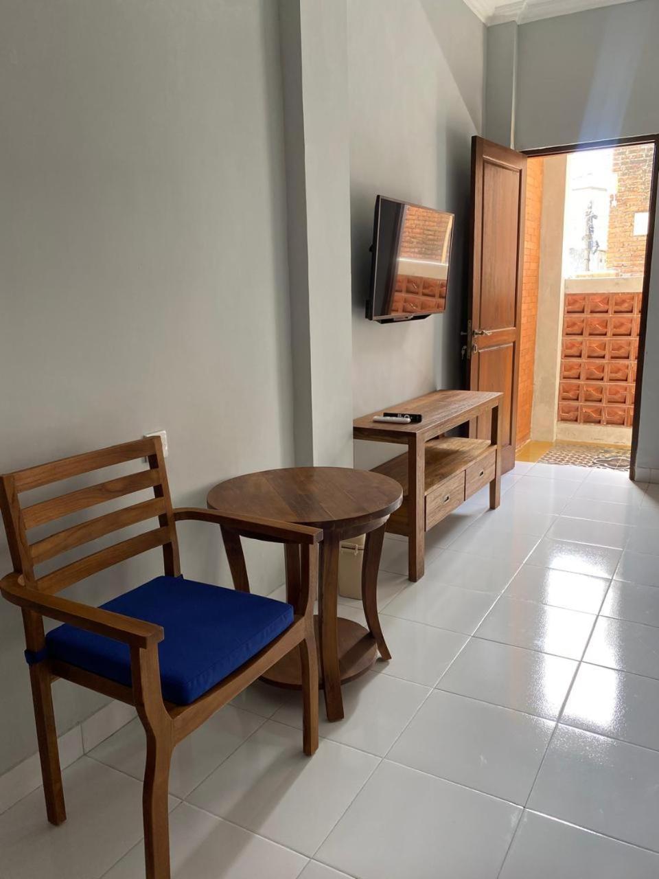 Bed and Breakfast Br Bed N Bfast Улувату Экстерьер фото