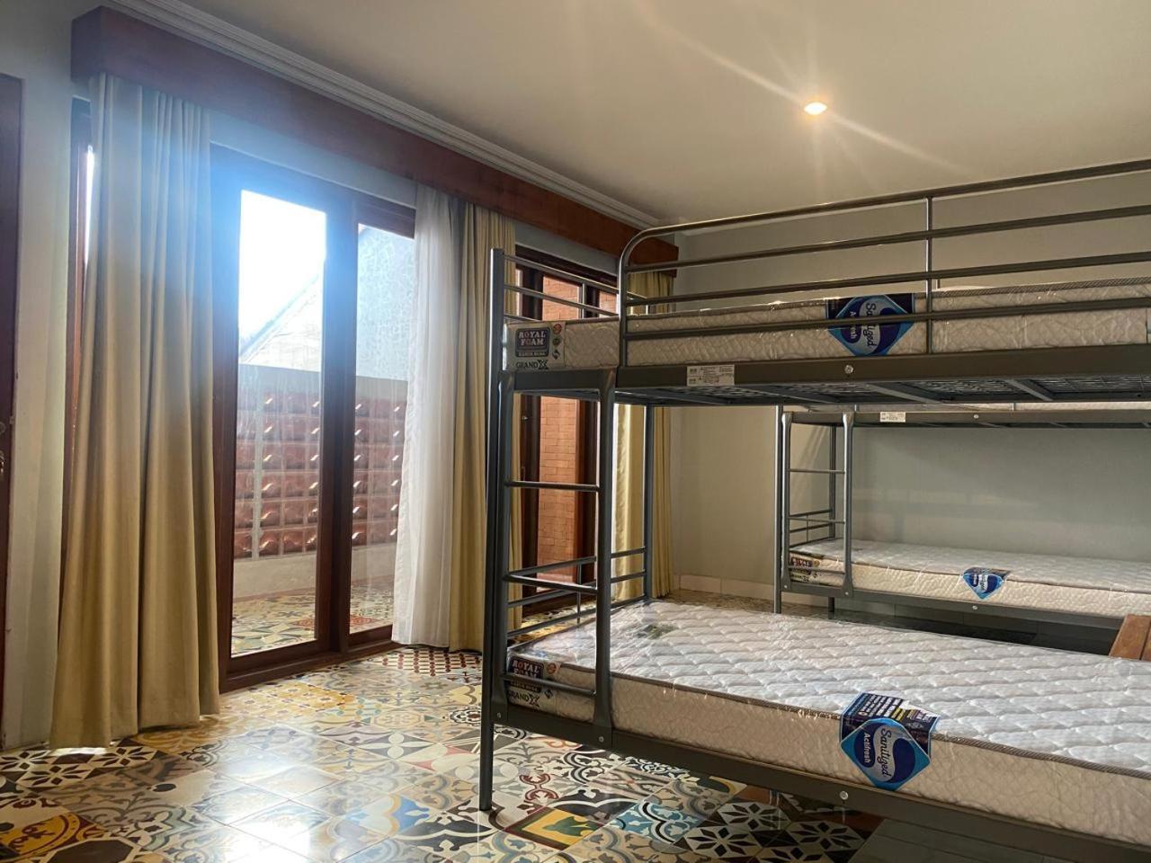 Bed and Breakfast Br Bed N Bfast Улувату Экстерьер фото